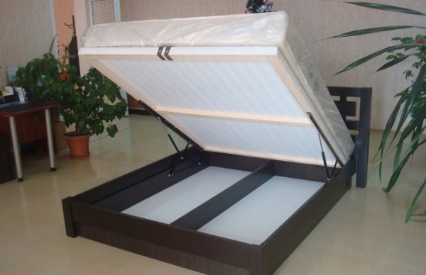 Кровать Victoria с подъёмным механизмом Da-Kas 120x190