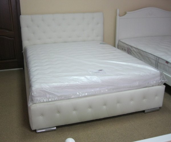 Кровать Арабель "Городок" 160x200 с каркасом