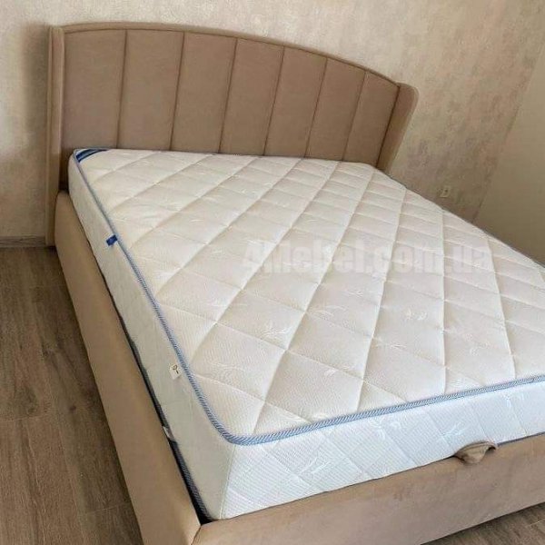 Ліжко Шарлотта "Городок" 160x200 з каркасом